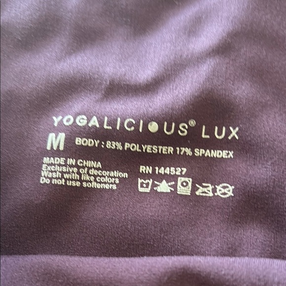 Yogalicious Lux Purple Leggings Size Medium - Picture 2 of 7